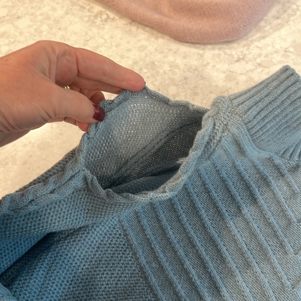 Three Size Large Sweaters - image 7